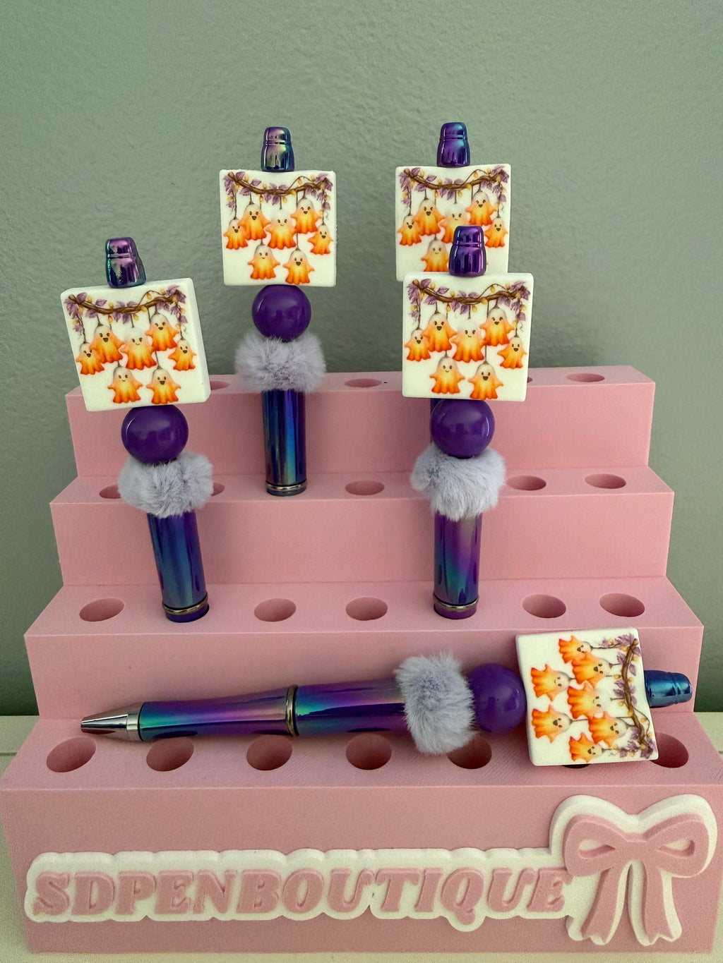 Ghost Family Beaded Pen
