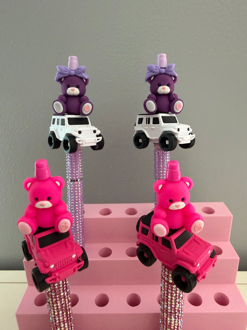Teddy Bear on Jeep Beaded Pen