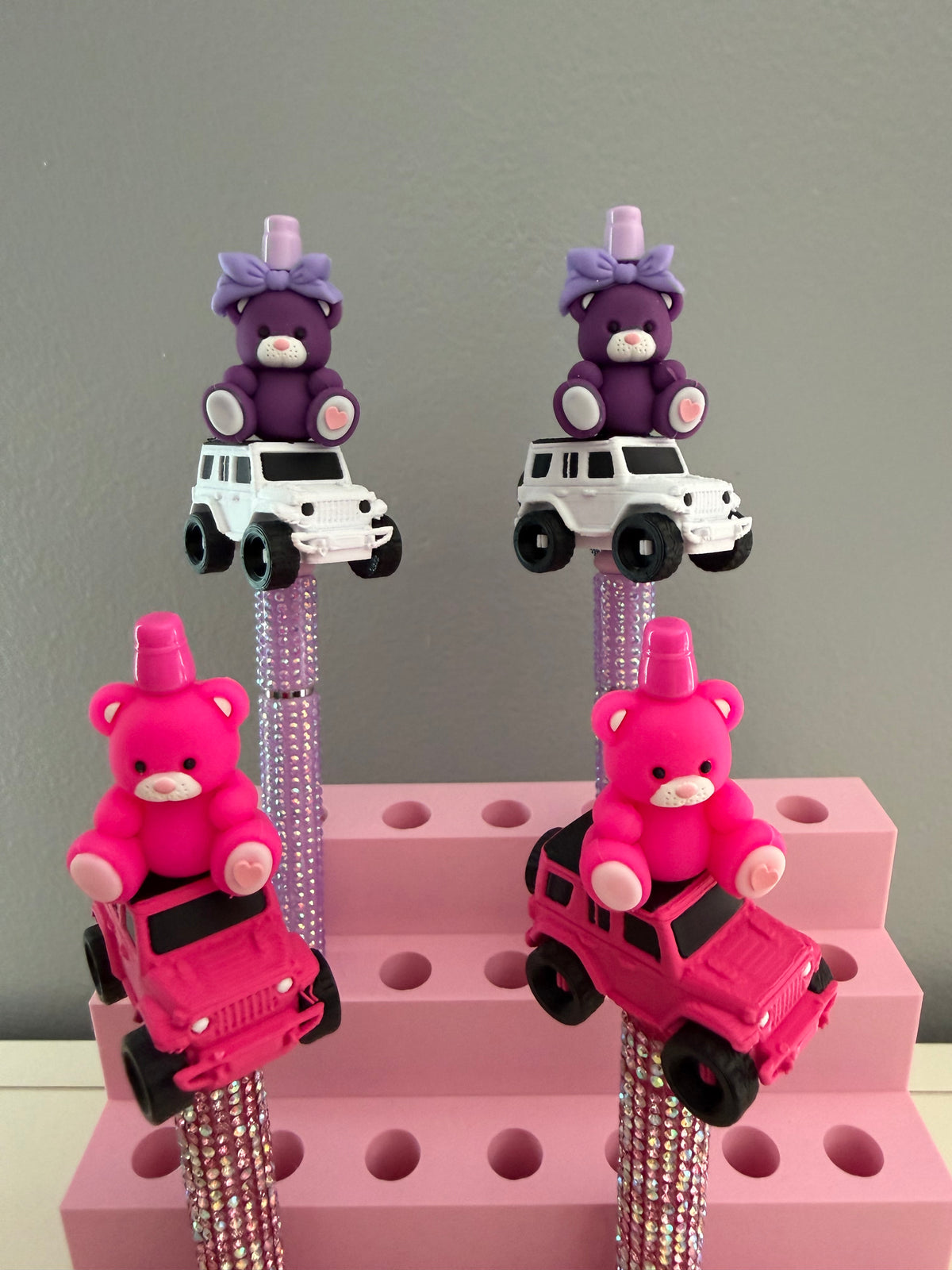 Teddy Bear on Jeep Beaded Pen