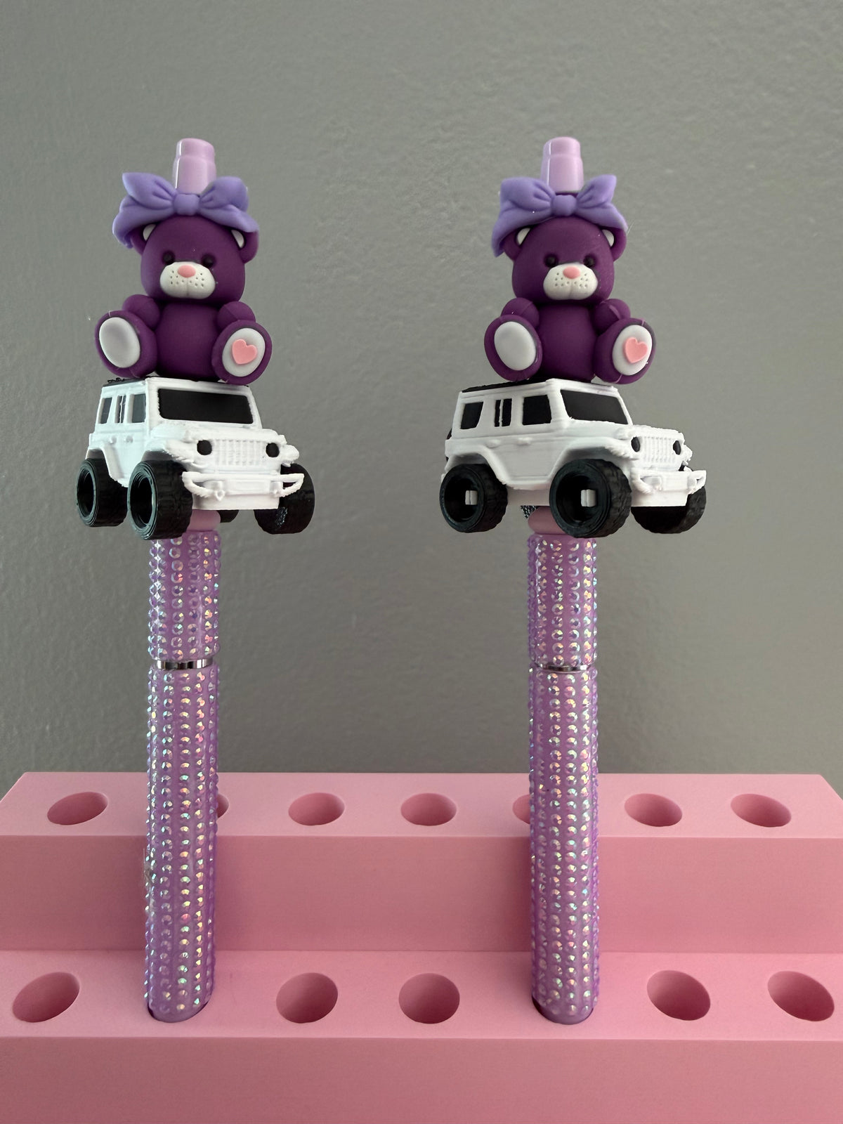 Teddy Bear on Jeep Beaded Pen