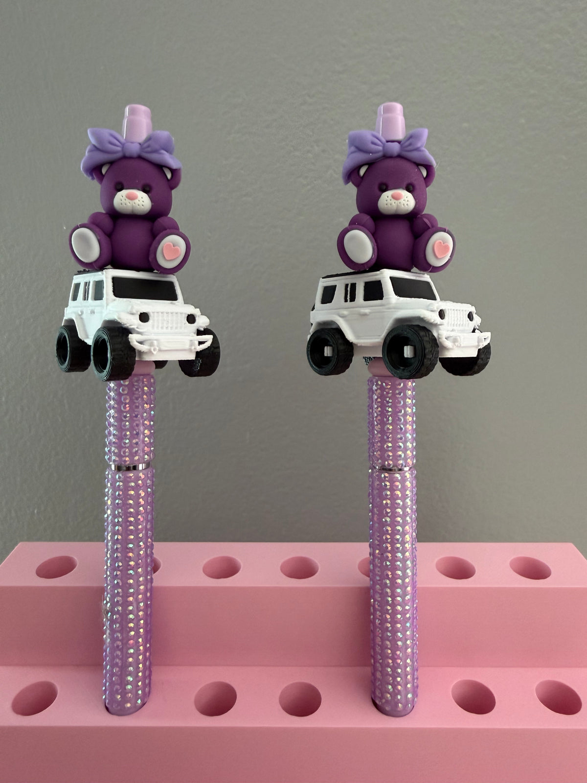 Teddy Bear on Jeep Beaded Pen
