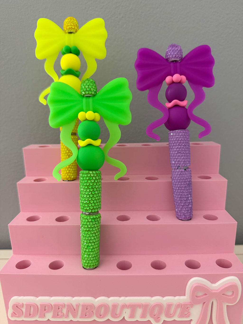 Neon Bow Beaded Pen