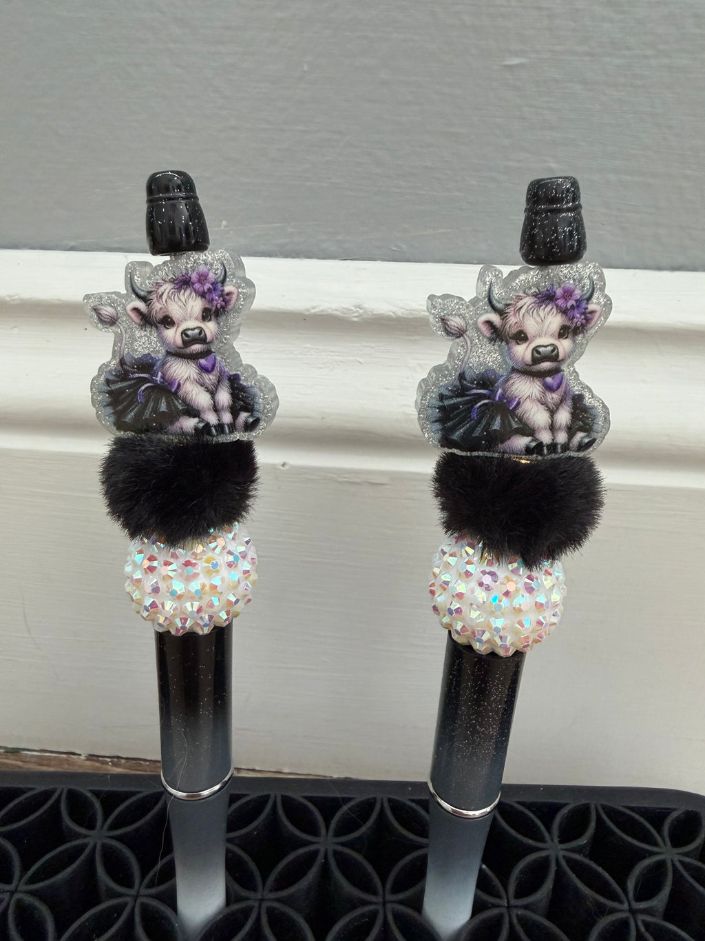 Highland Cow Beaded Pen