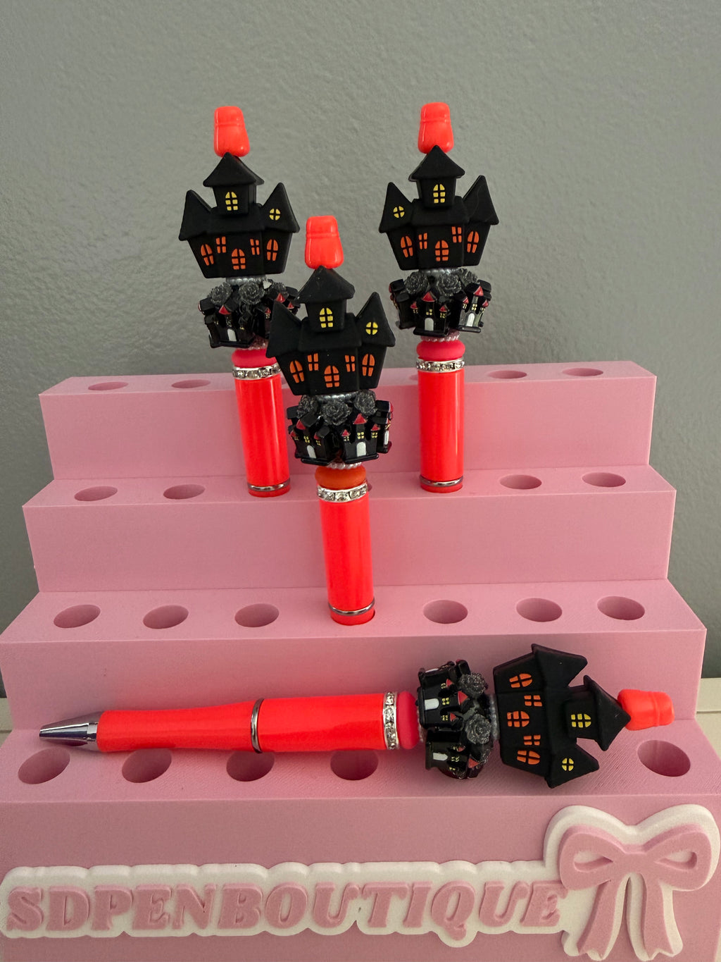 Haunted House Beaded Pen