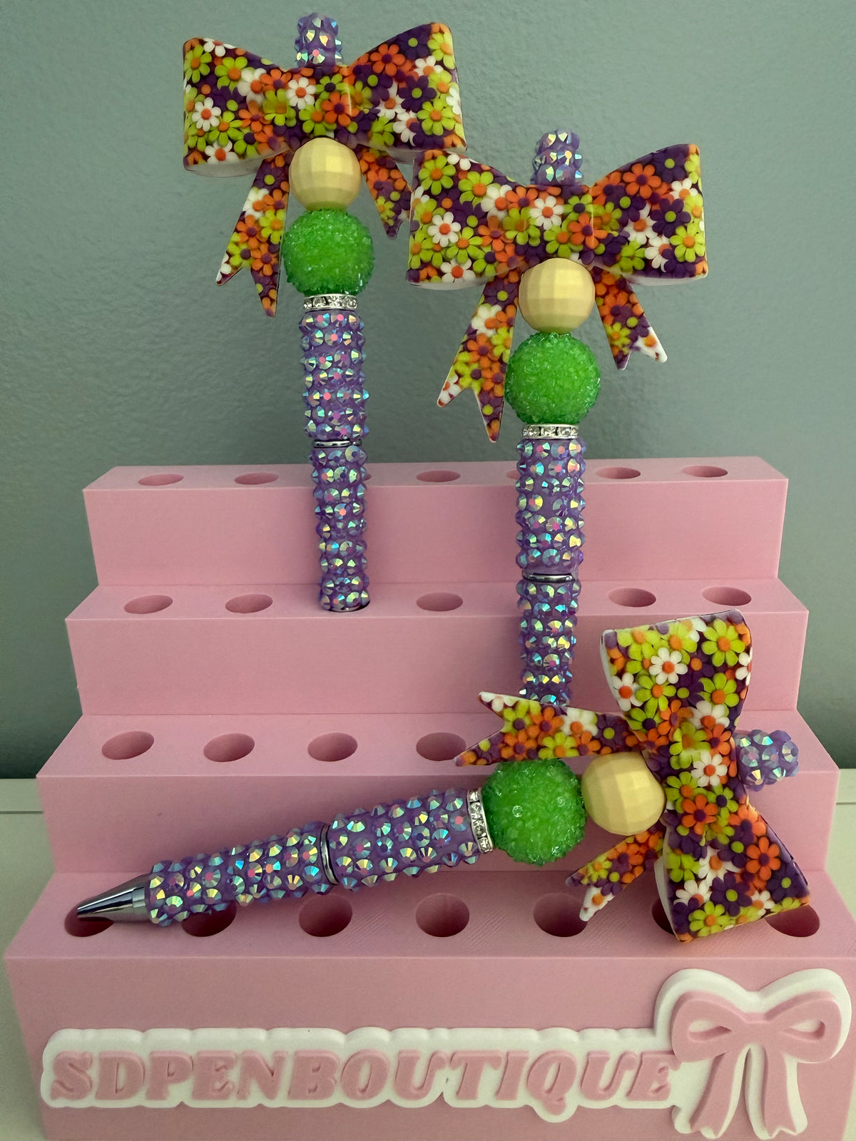 Fall Beaded Bow Pen