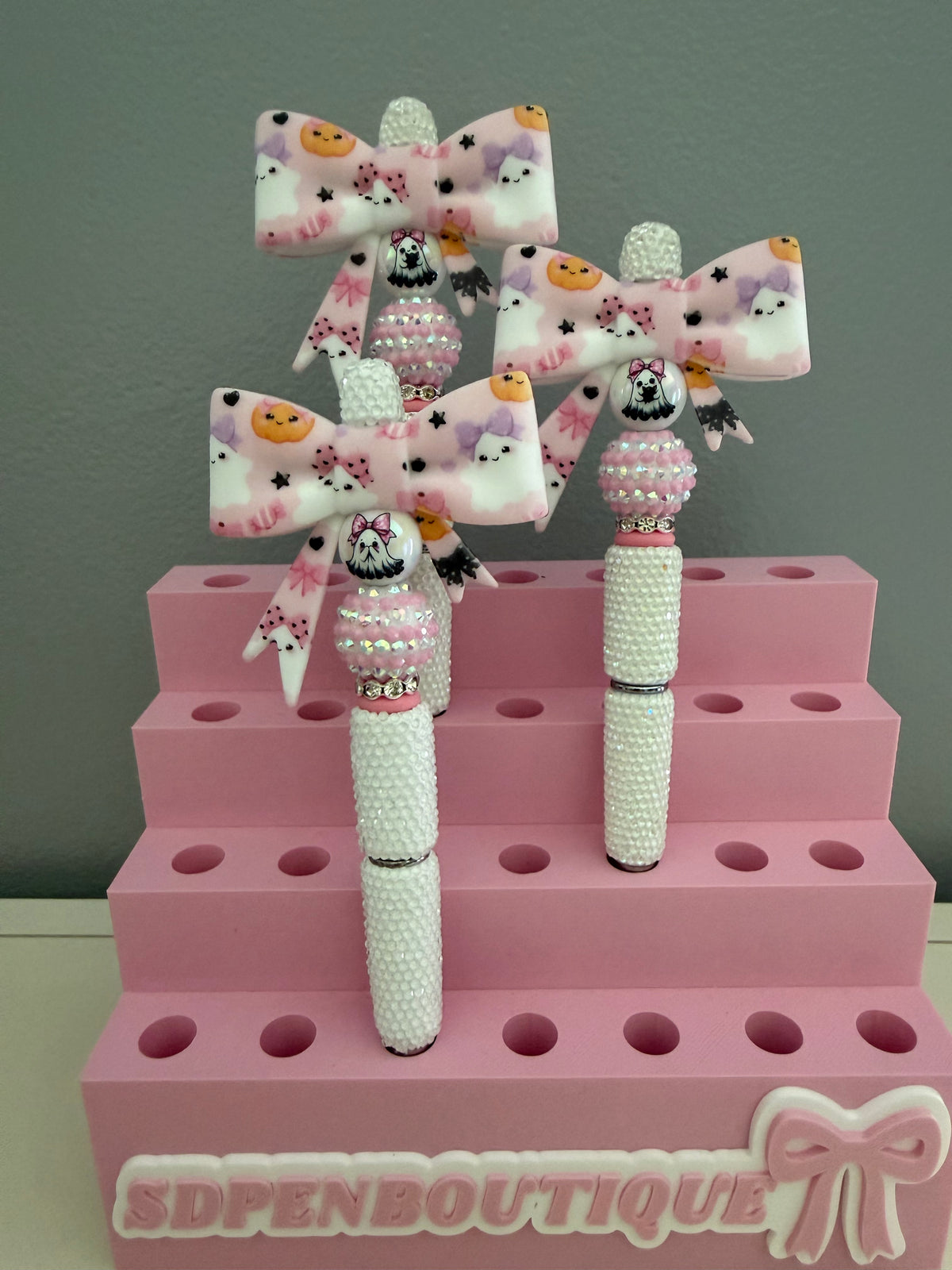 Pink Ghost Bow Beaded Pen